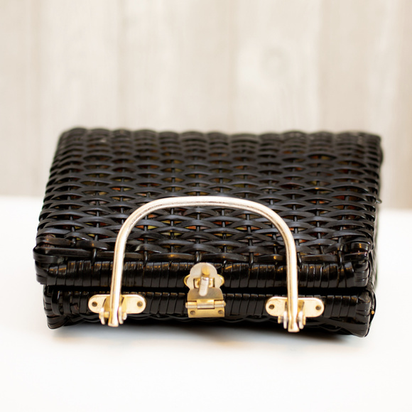 Handmade Vintage Basket Bag - Picture 4 of 8